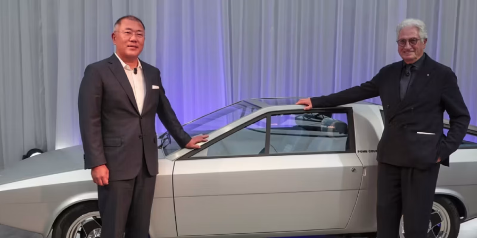 hyundai-pony-coupe-concept-restored-event-04_Content Banner Desktop